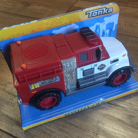 Two Tonka Toughest Minis Toy Vehicles NWOT - Picture 4 of 6